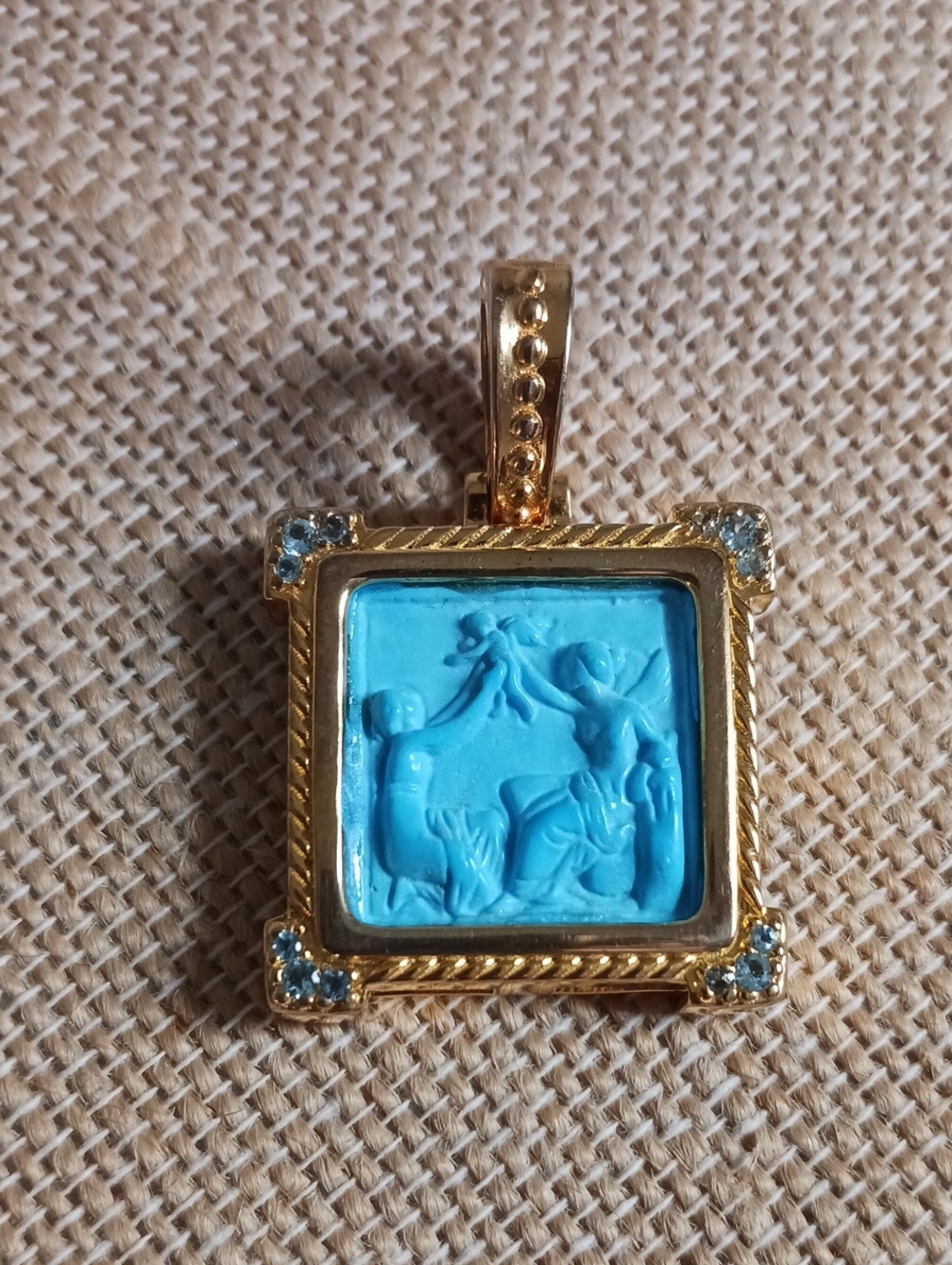 TAGLIAMONTE TURQ 18 KT PLATED INTRAGLIA PENDANT